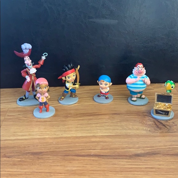 Disney Store Jake /& The Neverland Pirates 6 Figure Bath Set